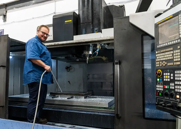 Machinist cleaning machine